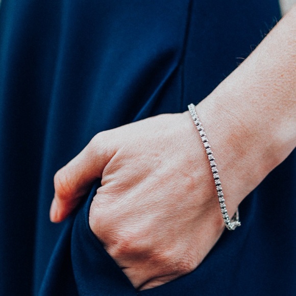 Gal Meets Glam One Shoulder Bow Midi Dress Petite - Picture 4 of 5